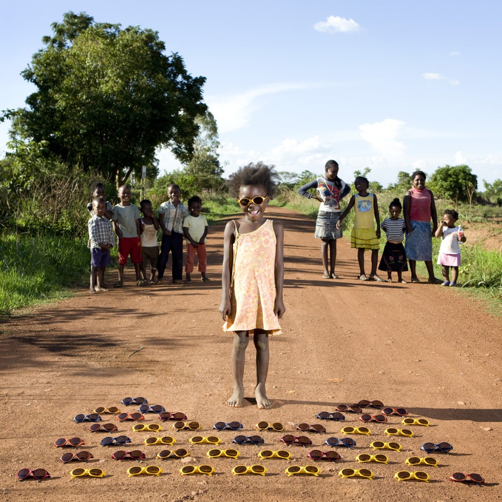 Maudy Sibanda, Zambia. Toy Stories, Gabriele Galimberti