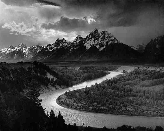 Ansel Adams paisaje en blanco y negro