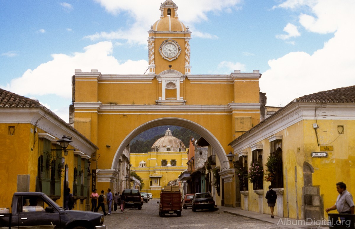 Arco de Santa Catalina La Antigua Guatemala