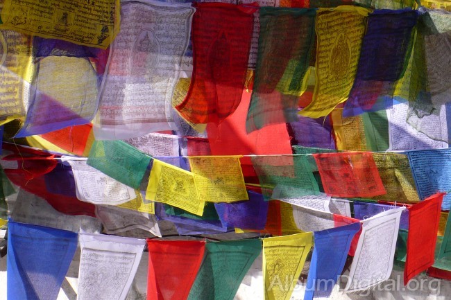 Banderas Tibet
