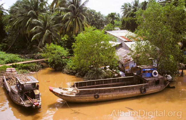 Barcazas del Mekong