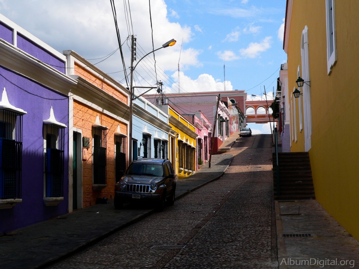 Calle Colonial Ciudad Bolivar