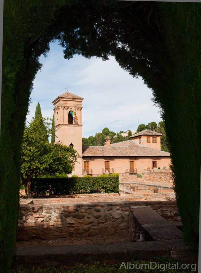 Campanario recinto de la Alhambra