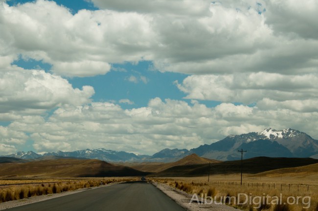 Carretera de Ayaviri Peru