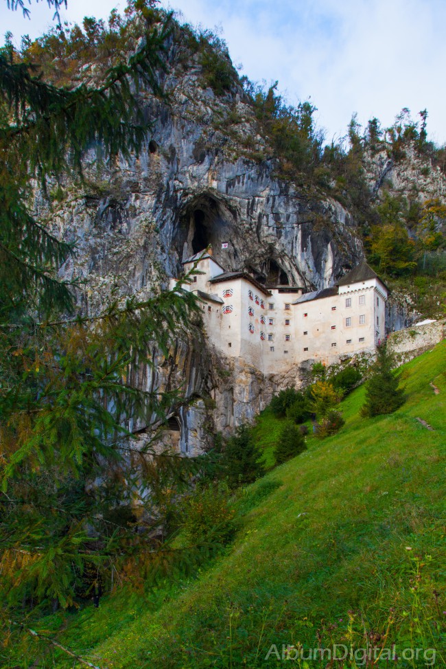 Castillo de Predjama Eslovenia