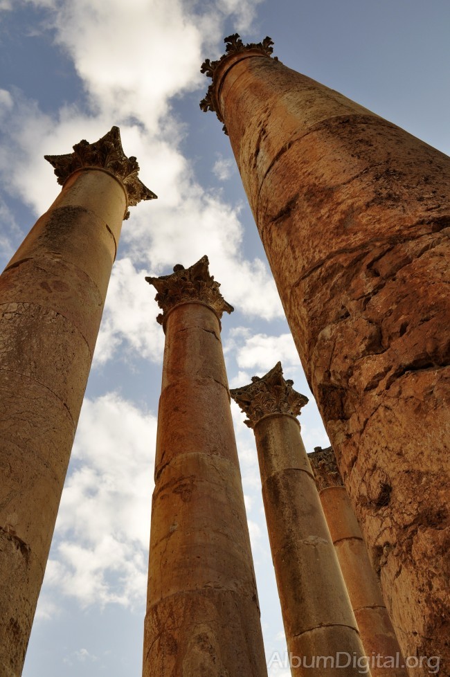 Columnas del templo de Artemisa