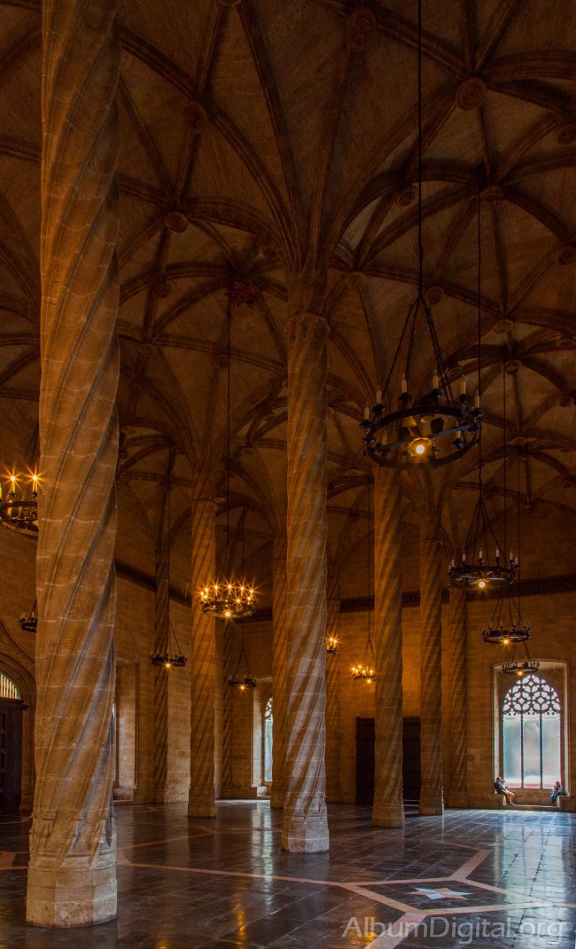 Columnas goticas de la Lonja de Valencia
