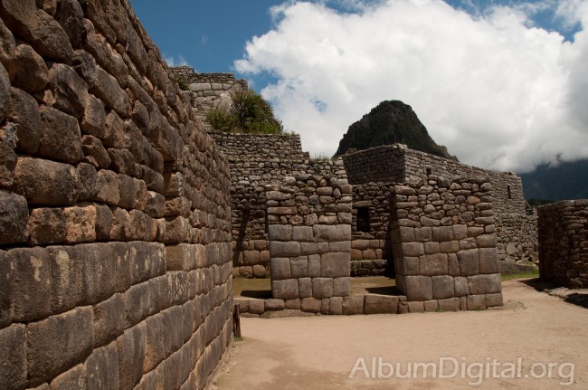 Construcciones Incas Peru