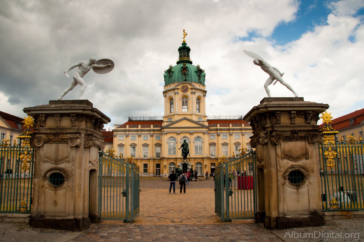 Entrada Palacio Charlottenburg Berlin