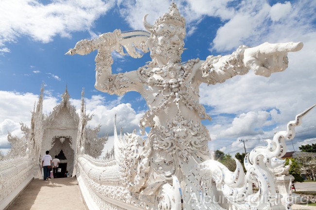 Escultura de Wat Drong Thun