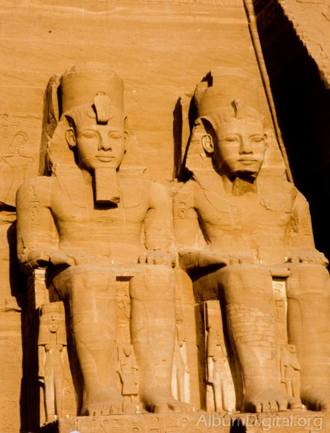 Escultura Templo de Ramses II