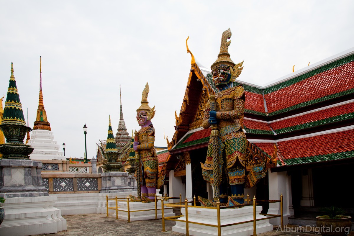 Estatuas Palacio Real Bangkok