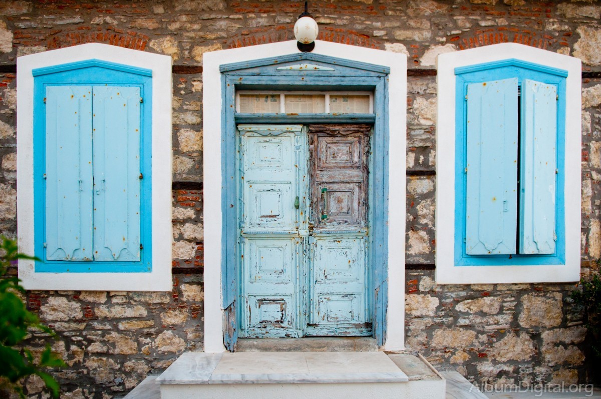 Fachada casa isla de Samos