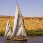 Foto Faluca de carga en el Nilo