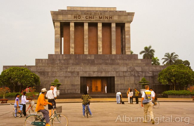 Monumento de Ho Chi Minh Vietnam