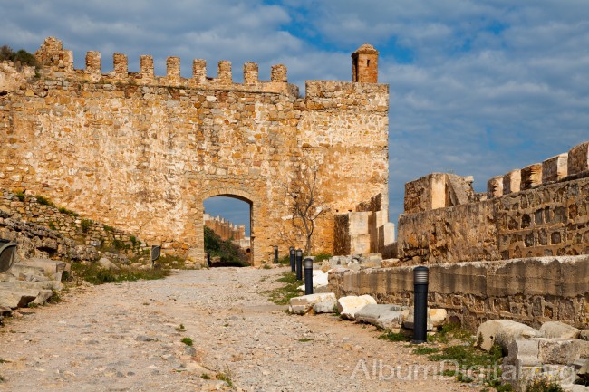 Muro en el castillo de Sagunto