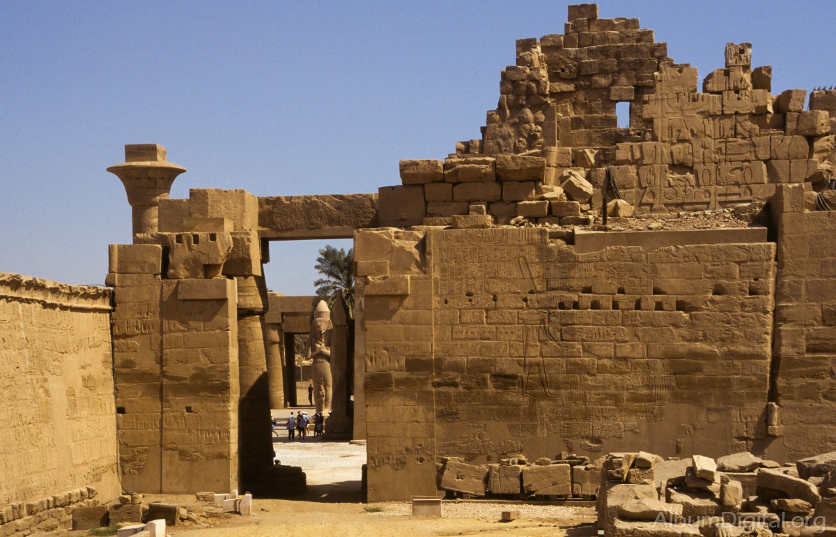 Muros de Luxor Egipto