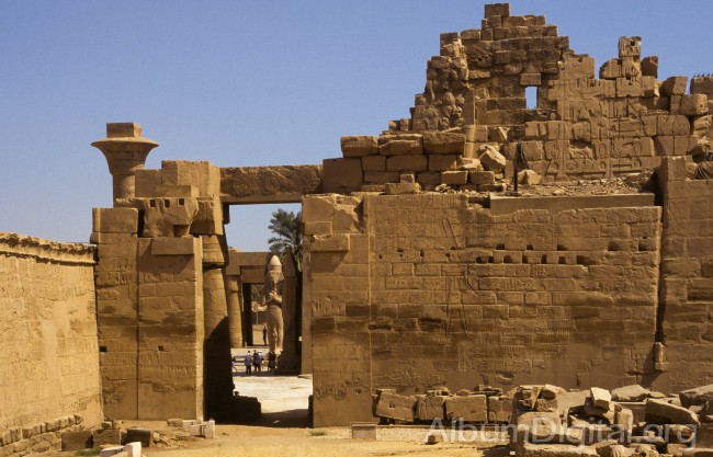 Muros de Luxor Egipto
