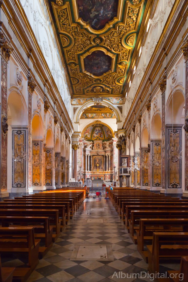 Nave central Catedral de Amalfi