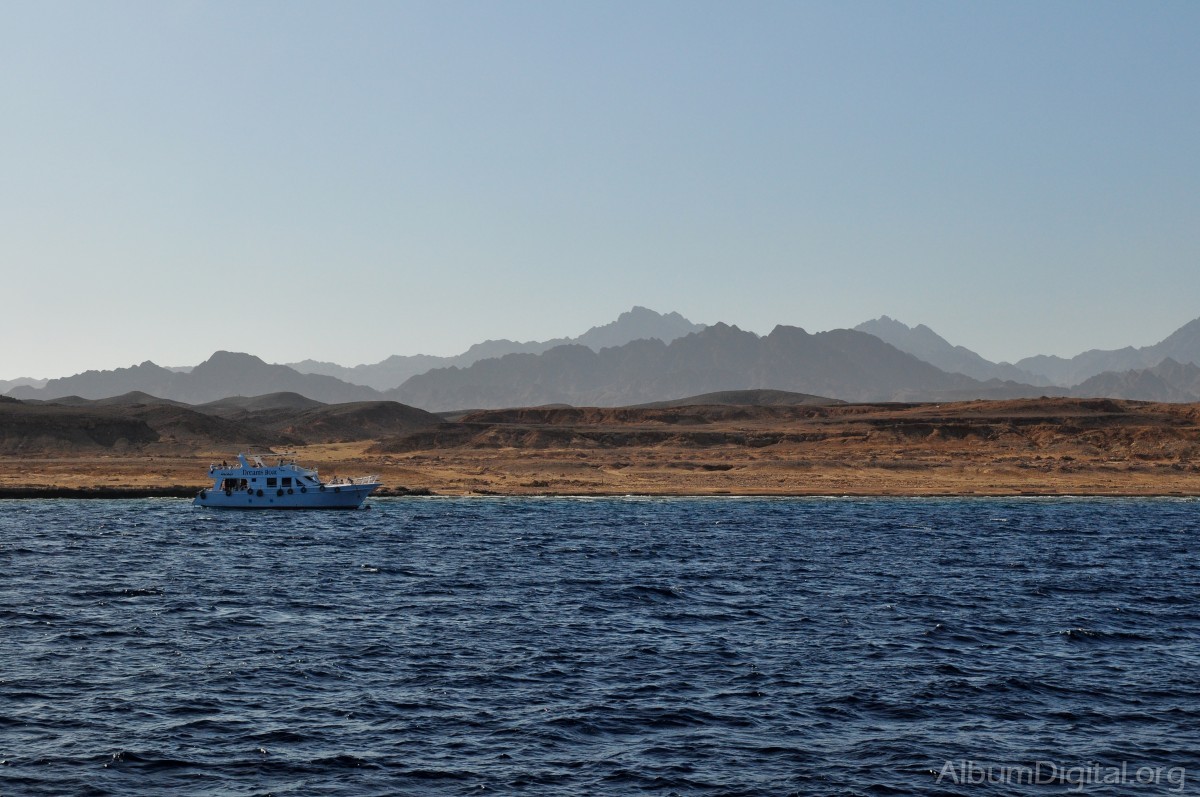Navegando por la costa Egipto