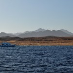 Foto Navegando por la costa Egipto