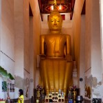 Foto Pagoda y estatua de Buda