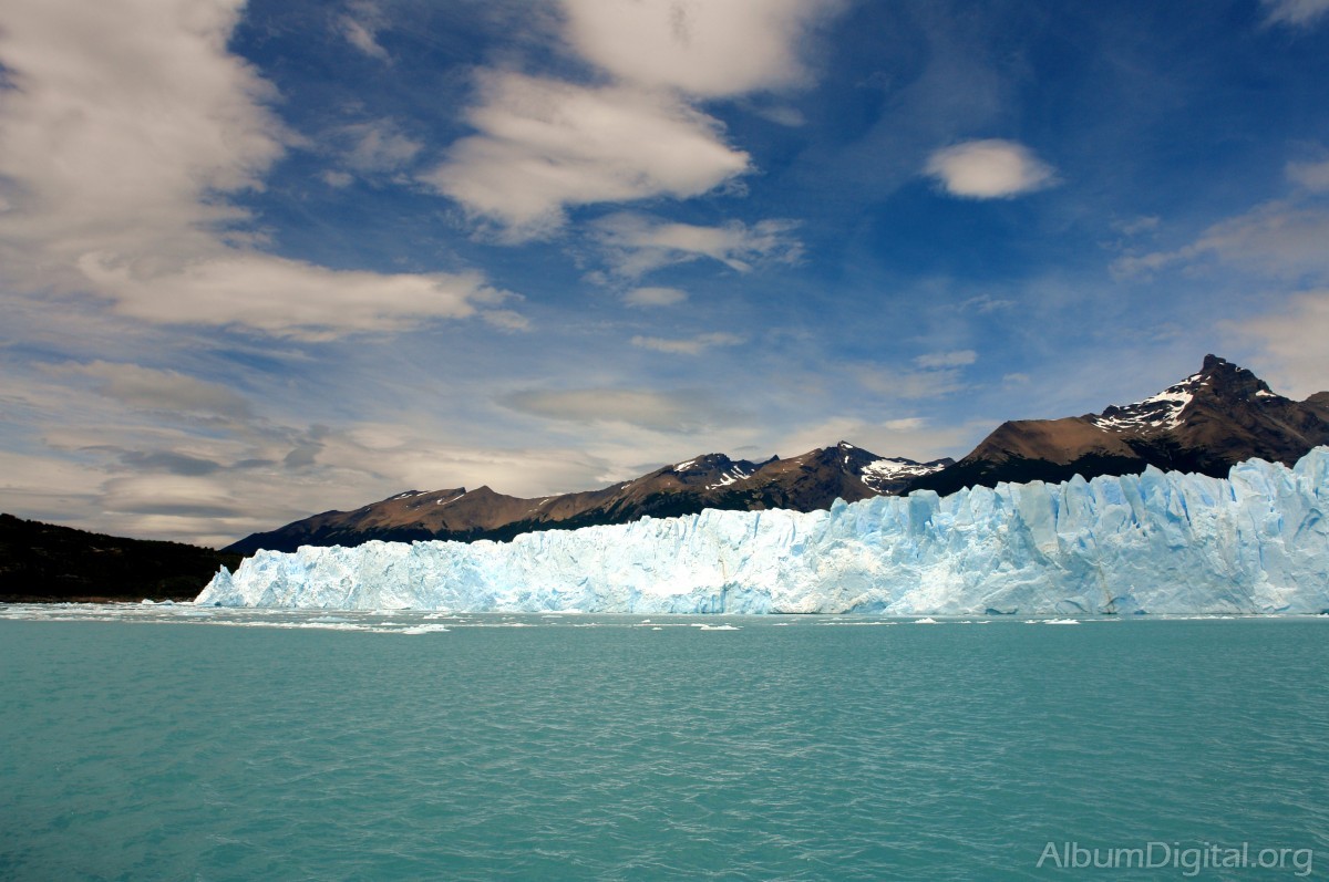 Panoramica frente del glaciar
