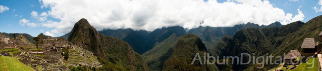 Panoramica paisaje del Machu Picchu
