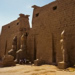 Foto Pilono de entrada Templo Luxor
