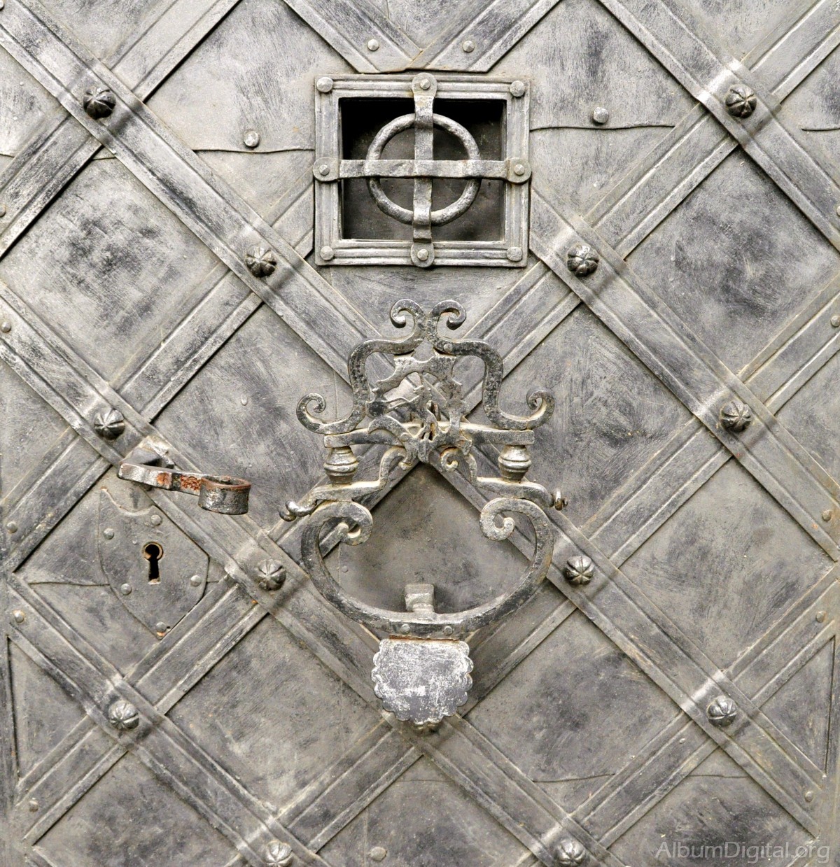 Puerta metalica de Salzburgo