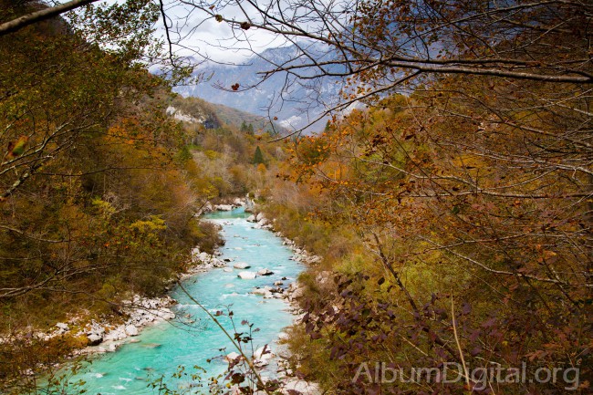 Foto Rio de montaña en Triglav