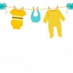 Foto Ropa de beb azul y amarilla con pajarito. Formato maxi.