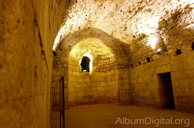 Subterraneos Palacio Diocleciano