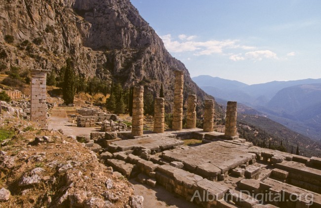 Templo de Apolo de Delfos
