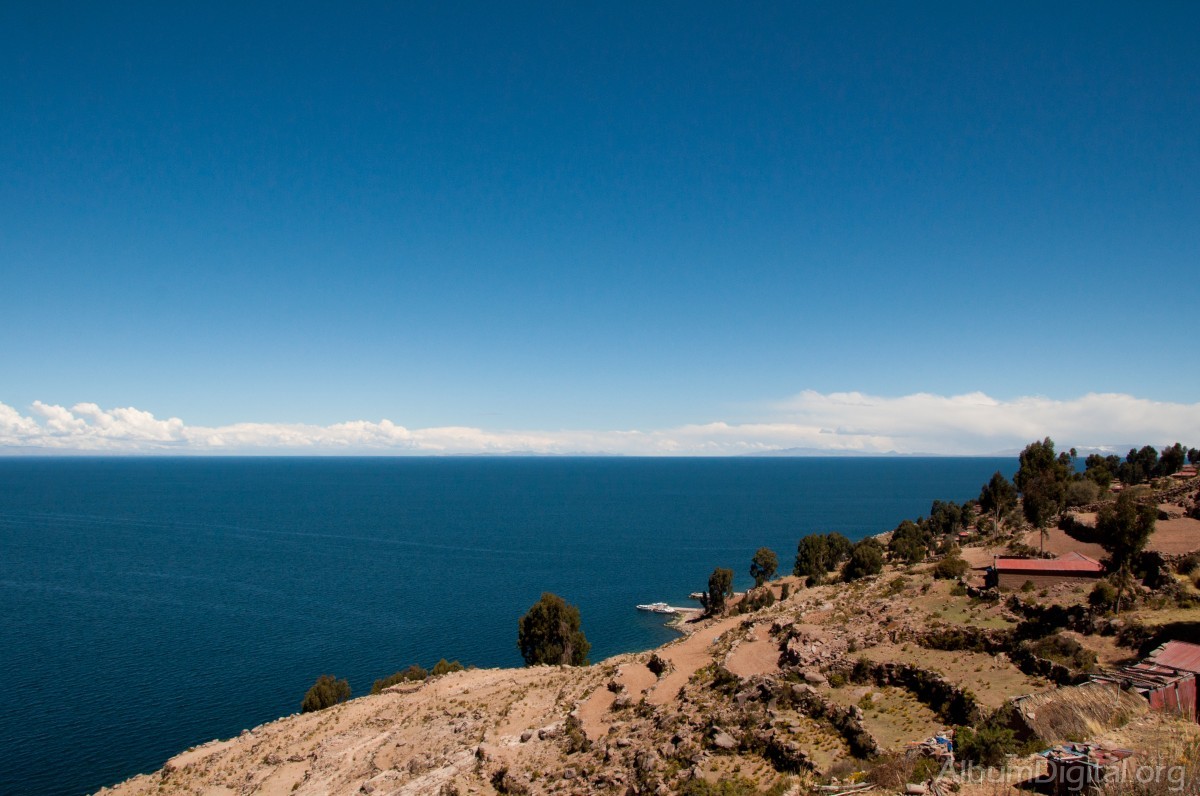 Terrazas Isla de Taquile Peru