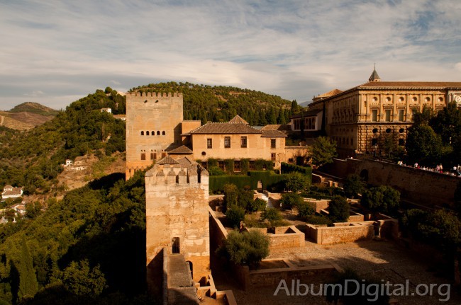 Torres almenadas Palacio de la Alhambra