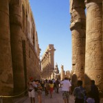Foto Via principal Templo de Luxor