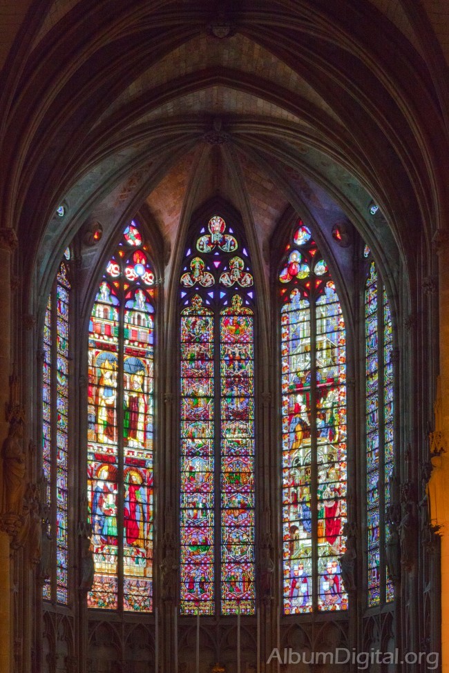 Vidriera  gotica del abside