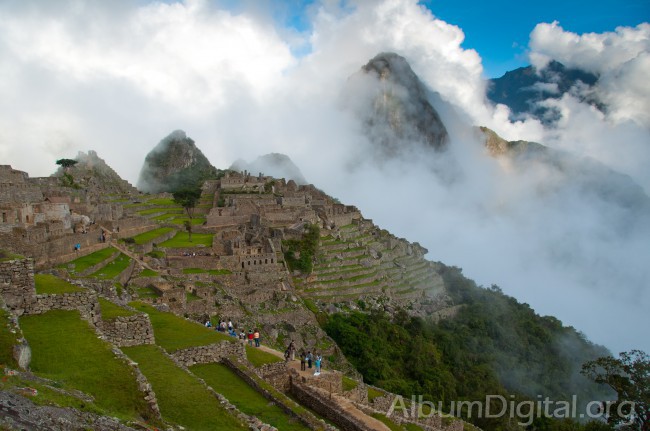 Vista de las ruinas Machu Picchu 