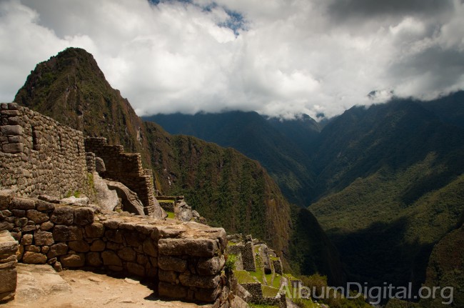 Vista del valle de Machu Picchu